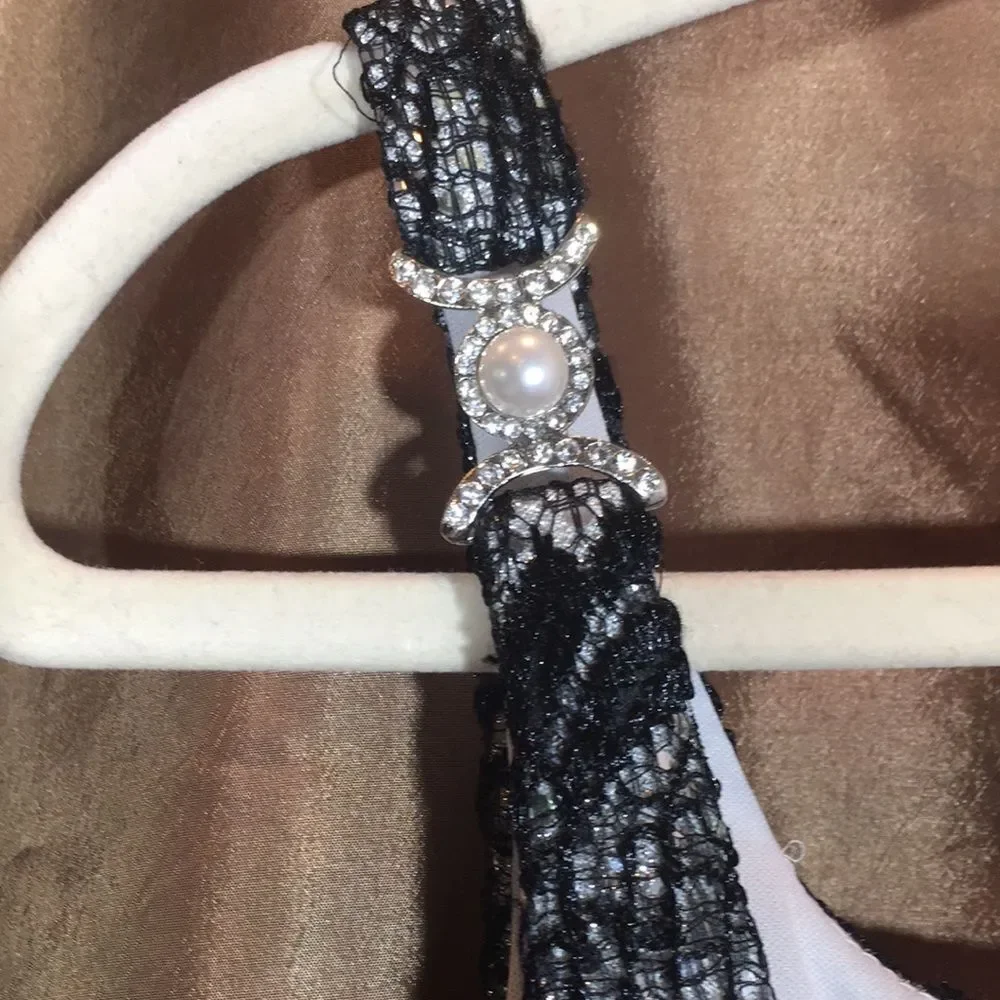 Bari Jay lace and sequin evening gown. - Picture 3 of 6